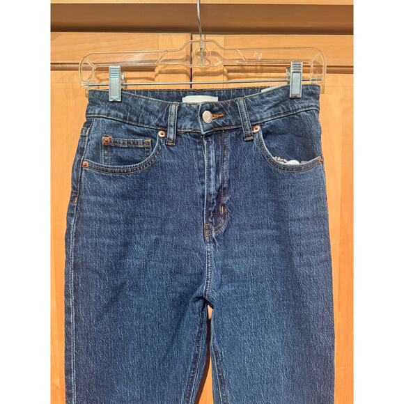 H&M Dark Wash High Rise Mom Jeans, 6 - Picture 2 of 8